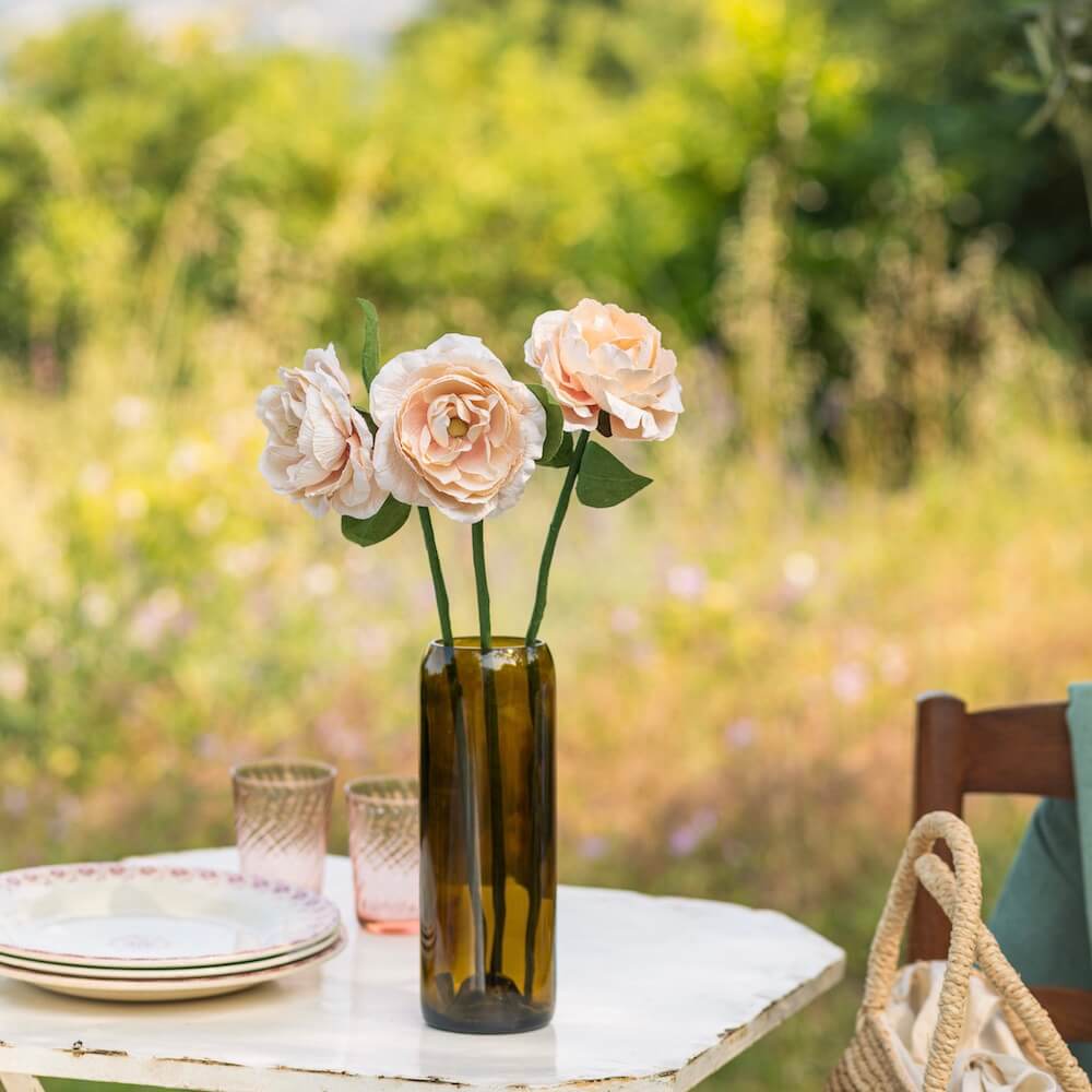Camélia en papier pêche