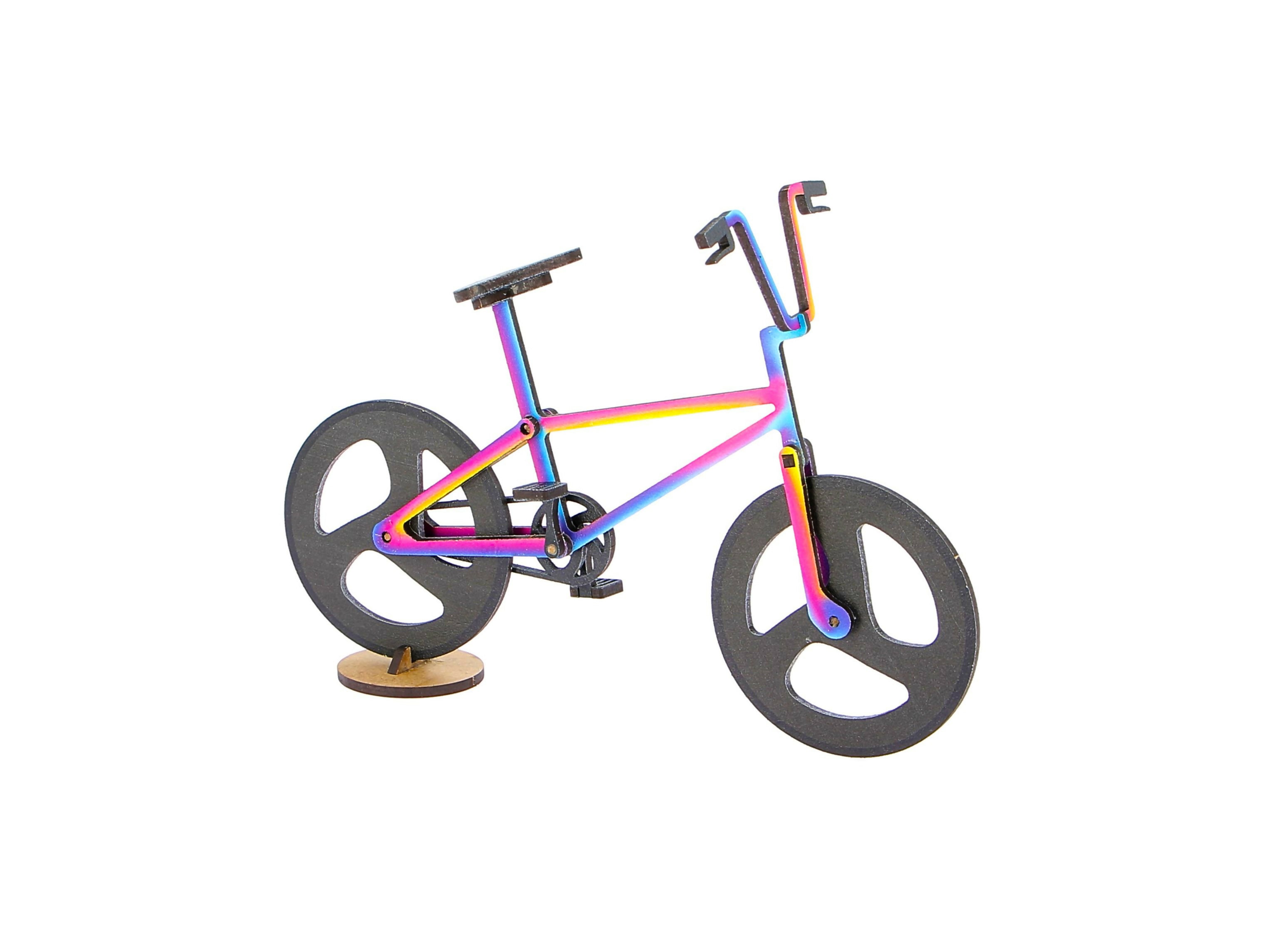 Vélo en bois
