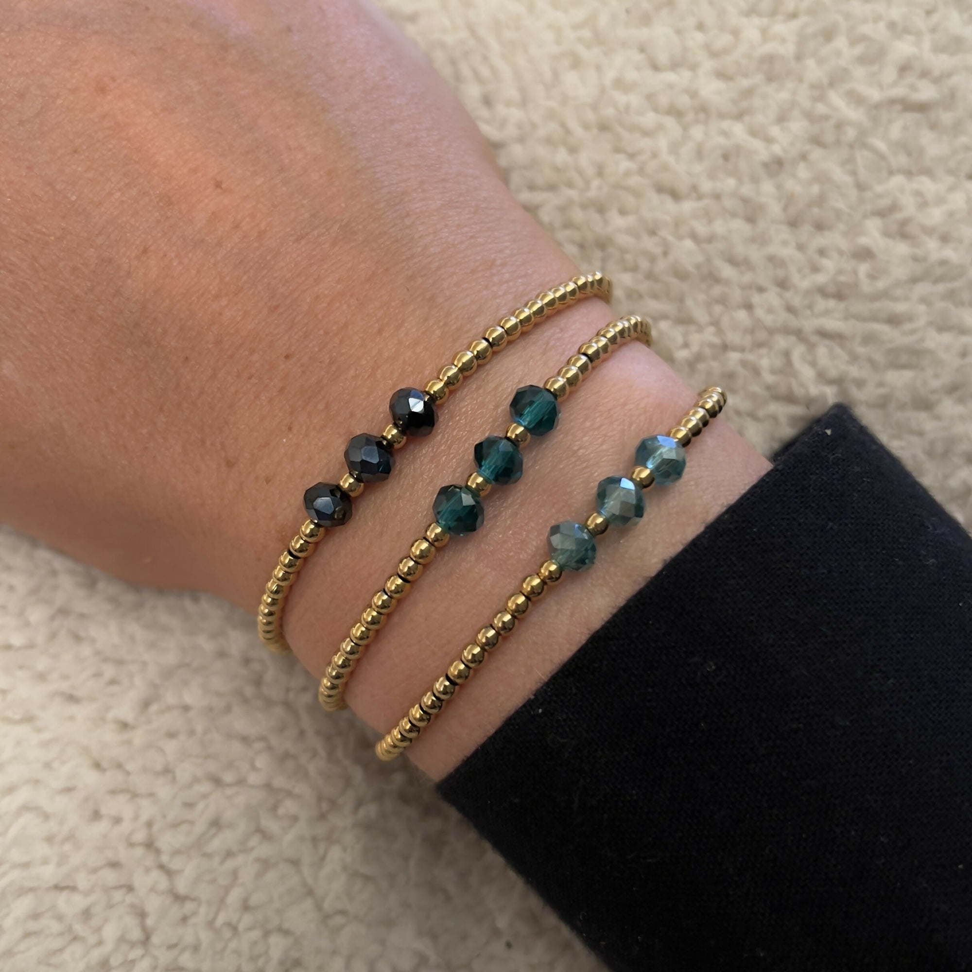 Bracelet perles de verre bleu marine 2
