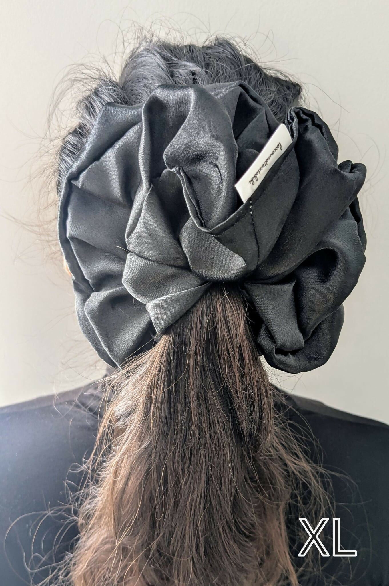 noir satin grand 