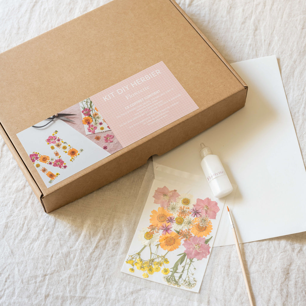 kit-diy-herbier-rose-fleurs-sechee-flowrette