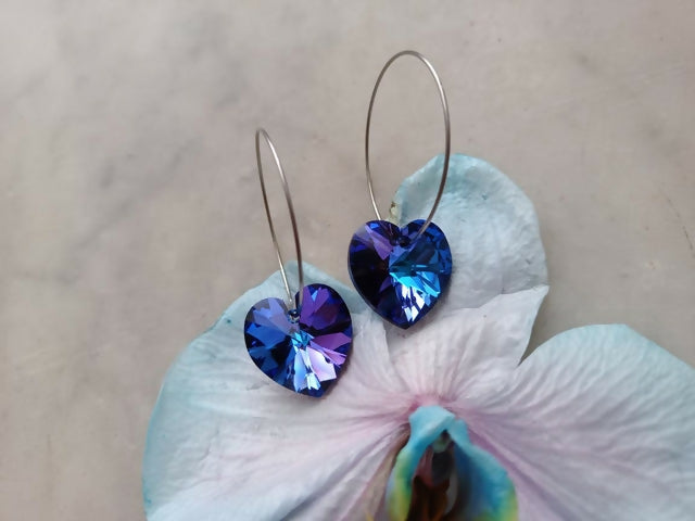 Grand coeur bleu foncé