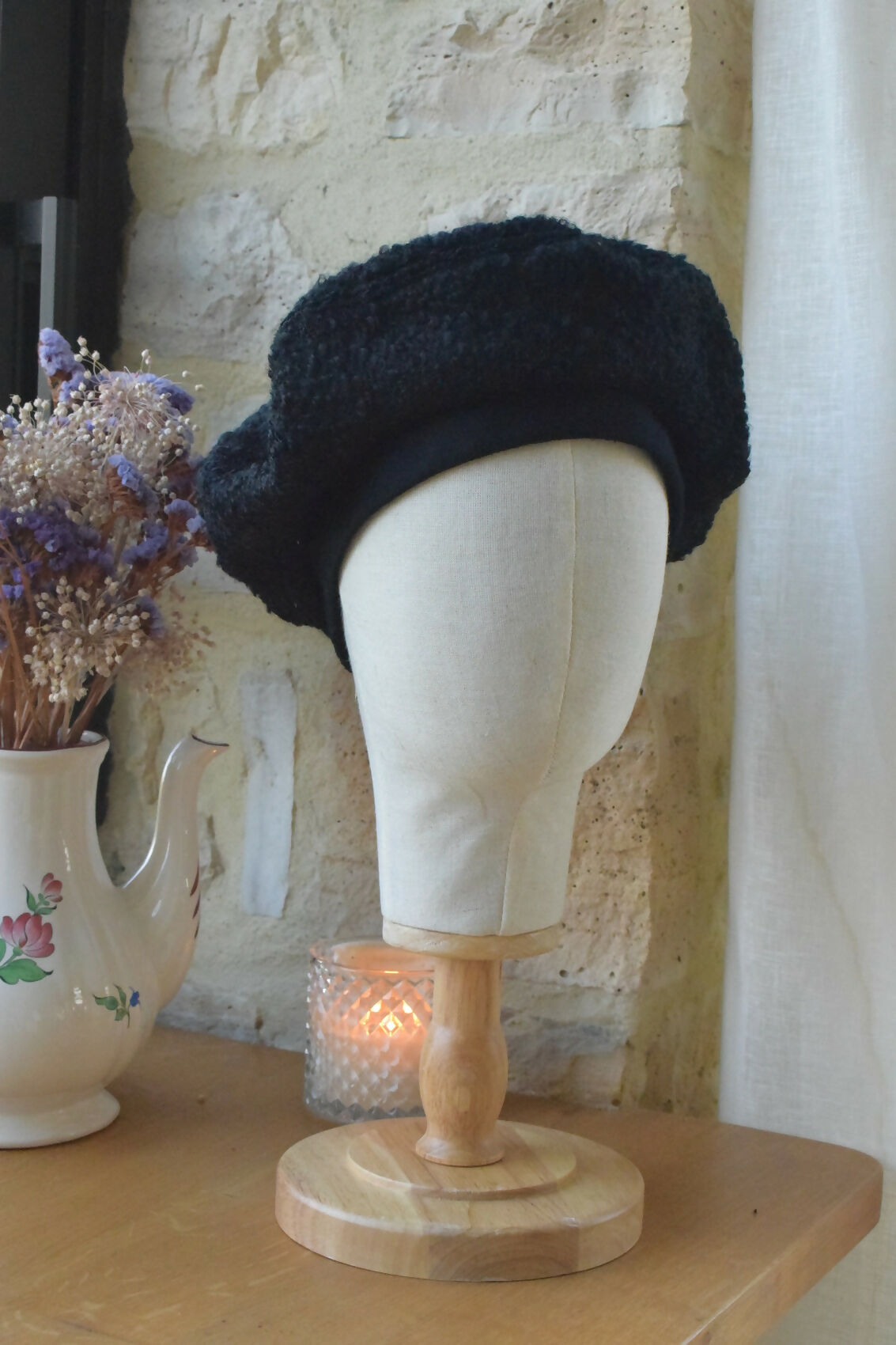 beret-laine-noir-bouclette-chic-ethique-artisanale-fait-main-tendance-upcycling-4