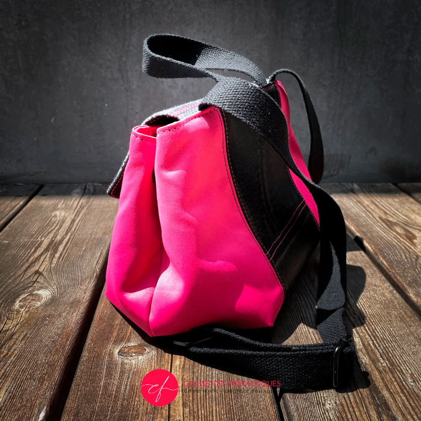 (Mini) Sac à dos - Ha Kao - “Static Flowers”