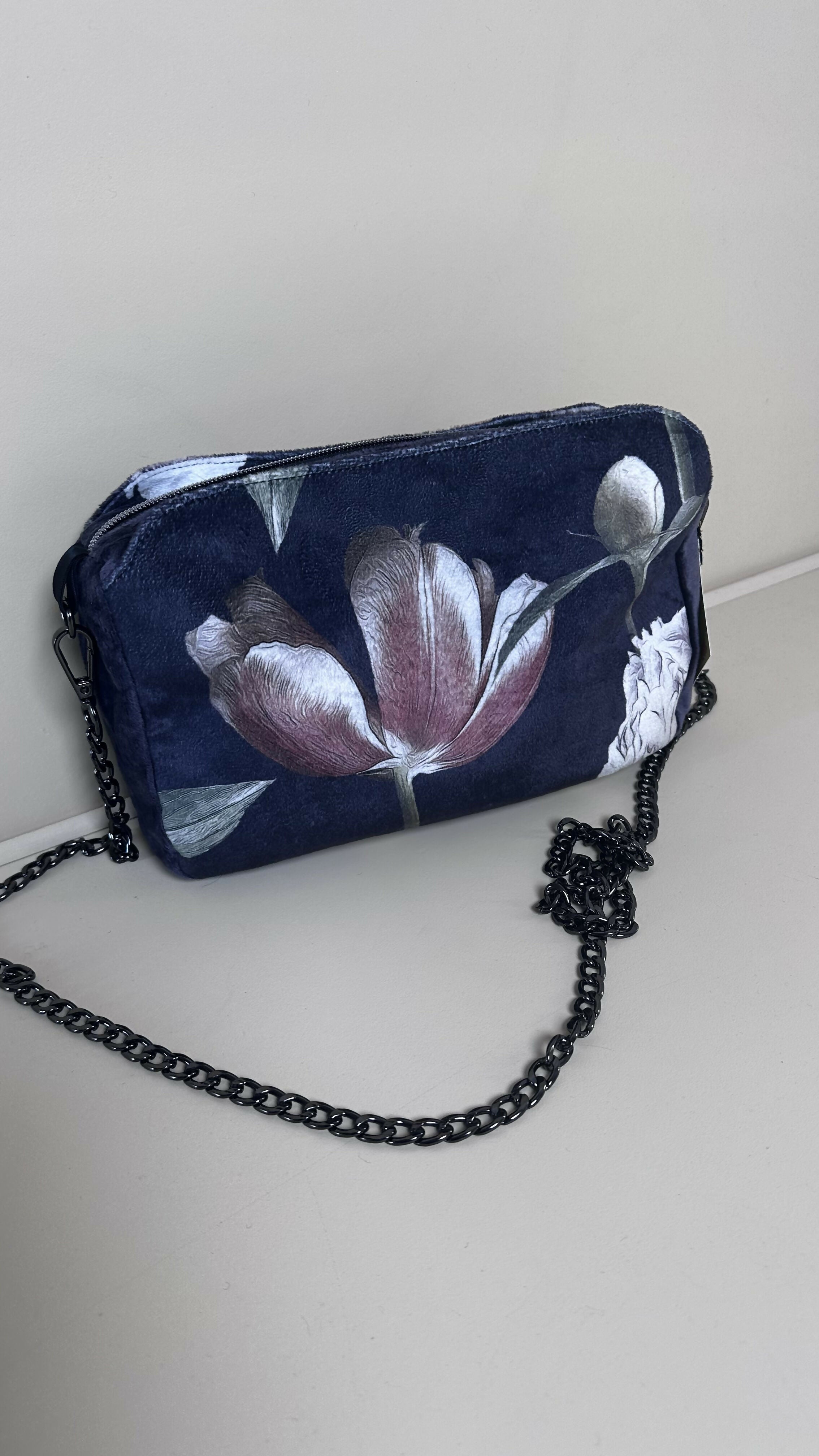 black peony smart bag
