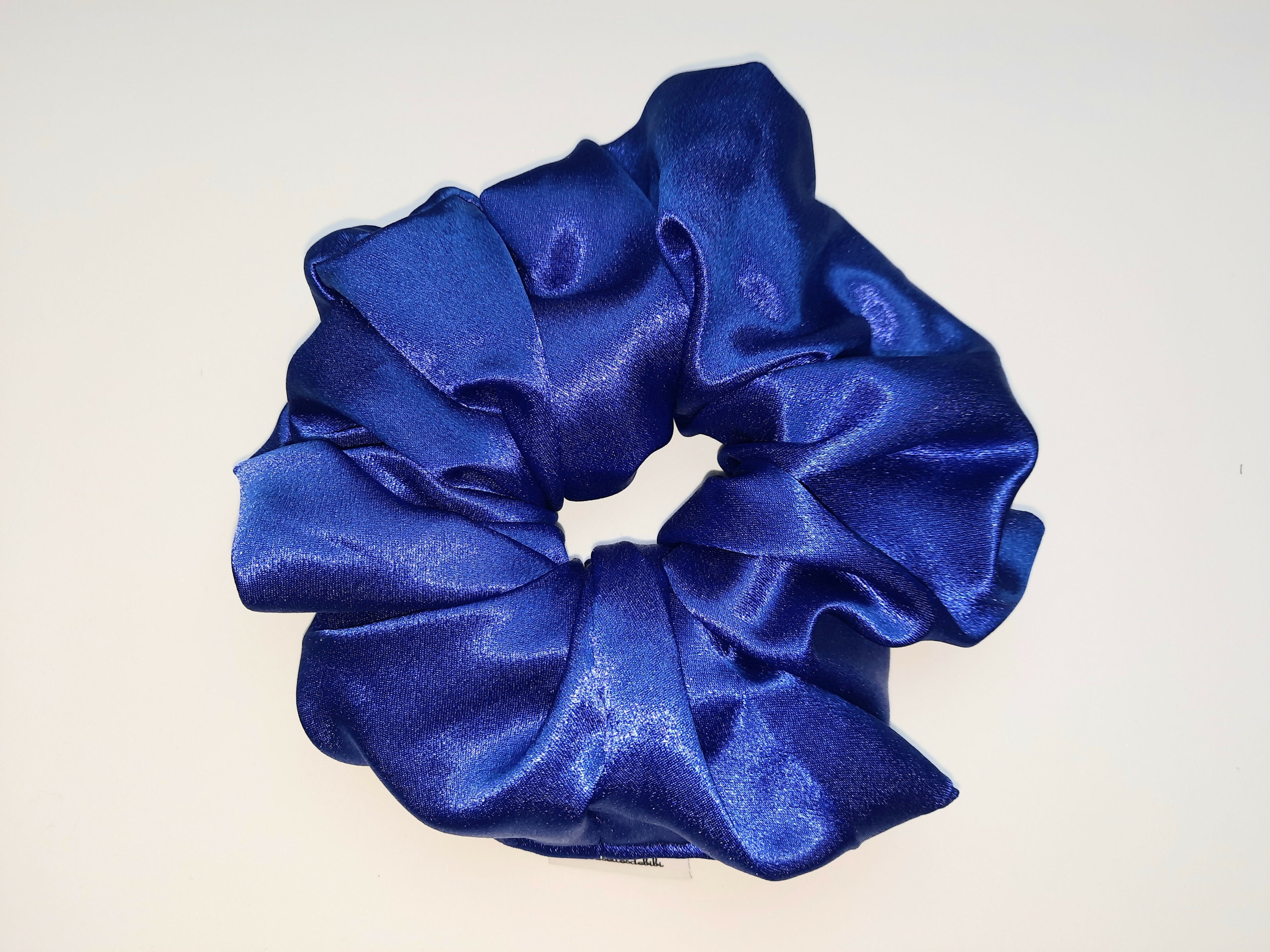 Snow White Scrunchie Medium