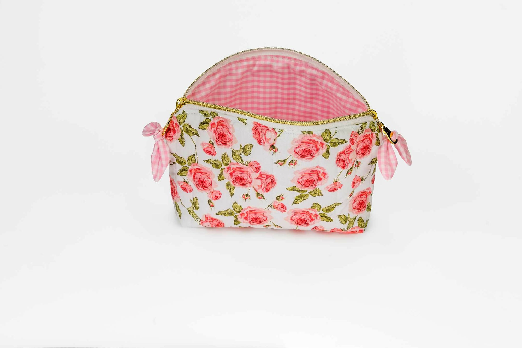 ParfumRoseTrousseCocoon_CheminCanopee_mai2025_BD_3