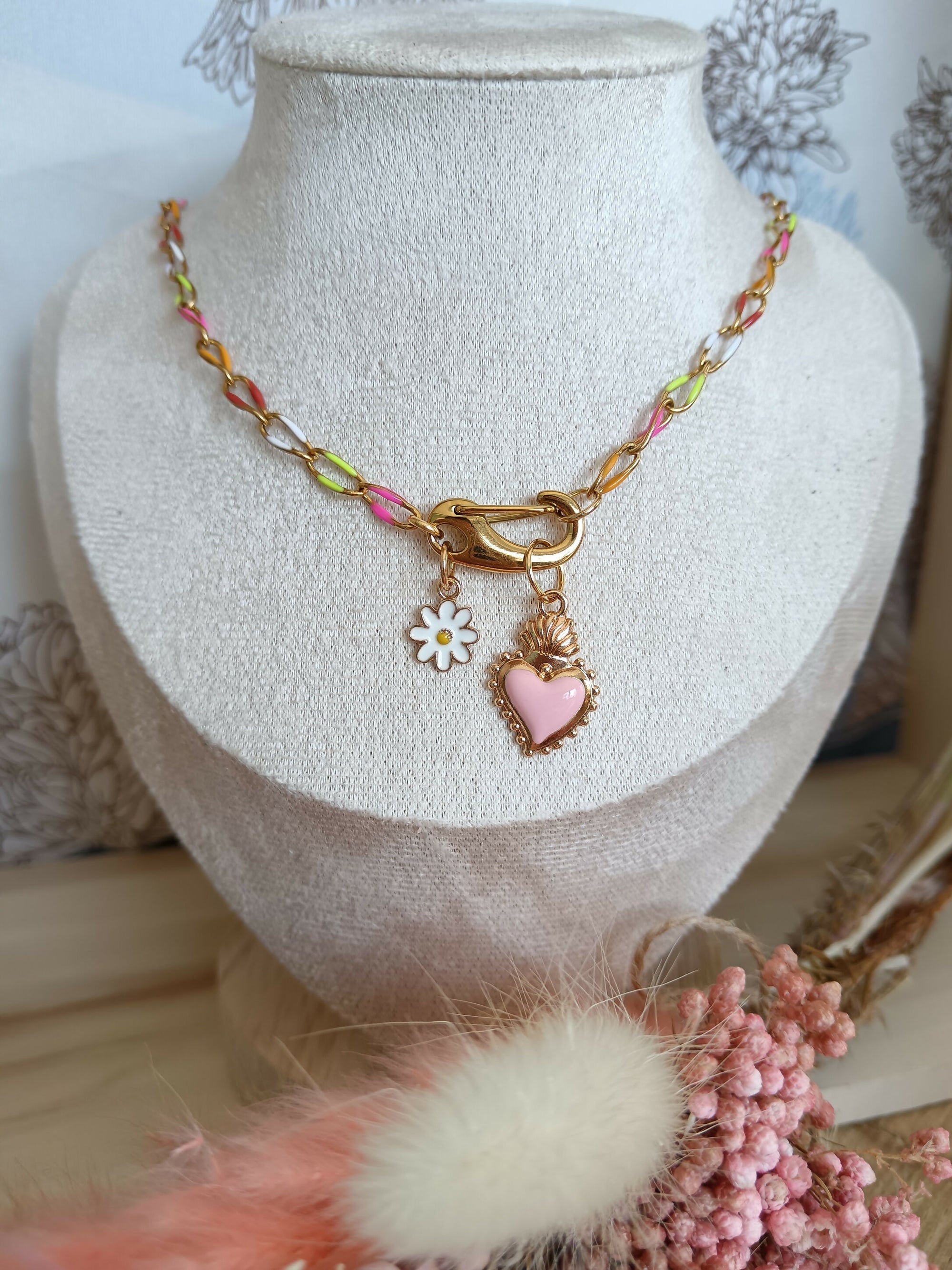 collier primavera rose