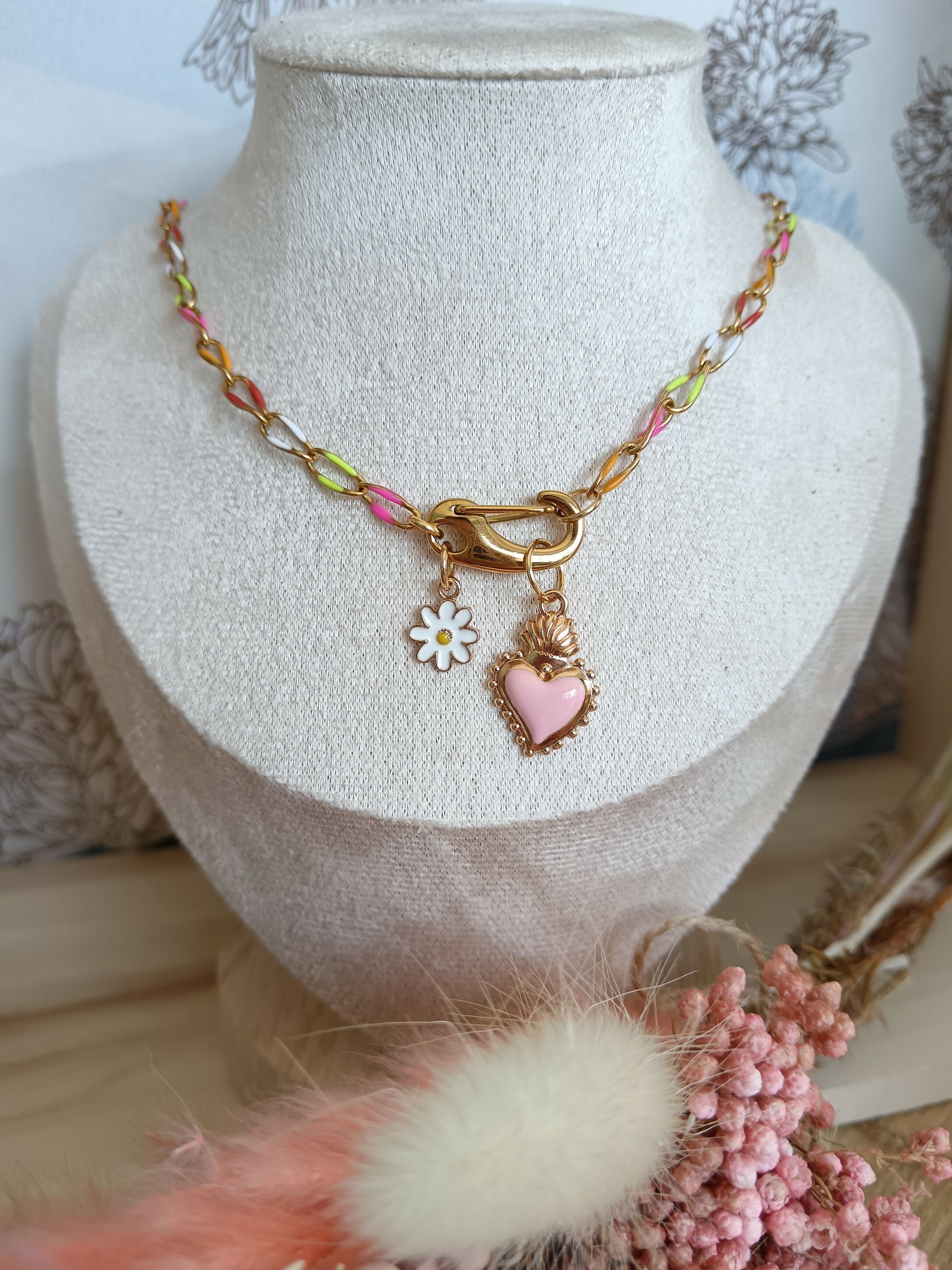 collier primavera rose