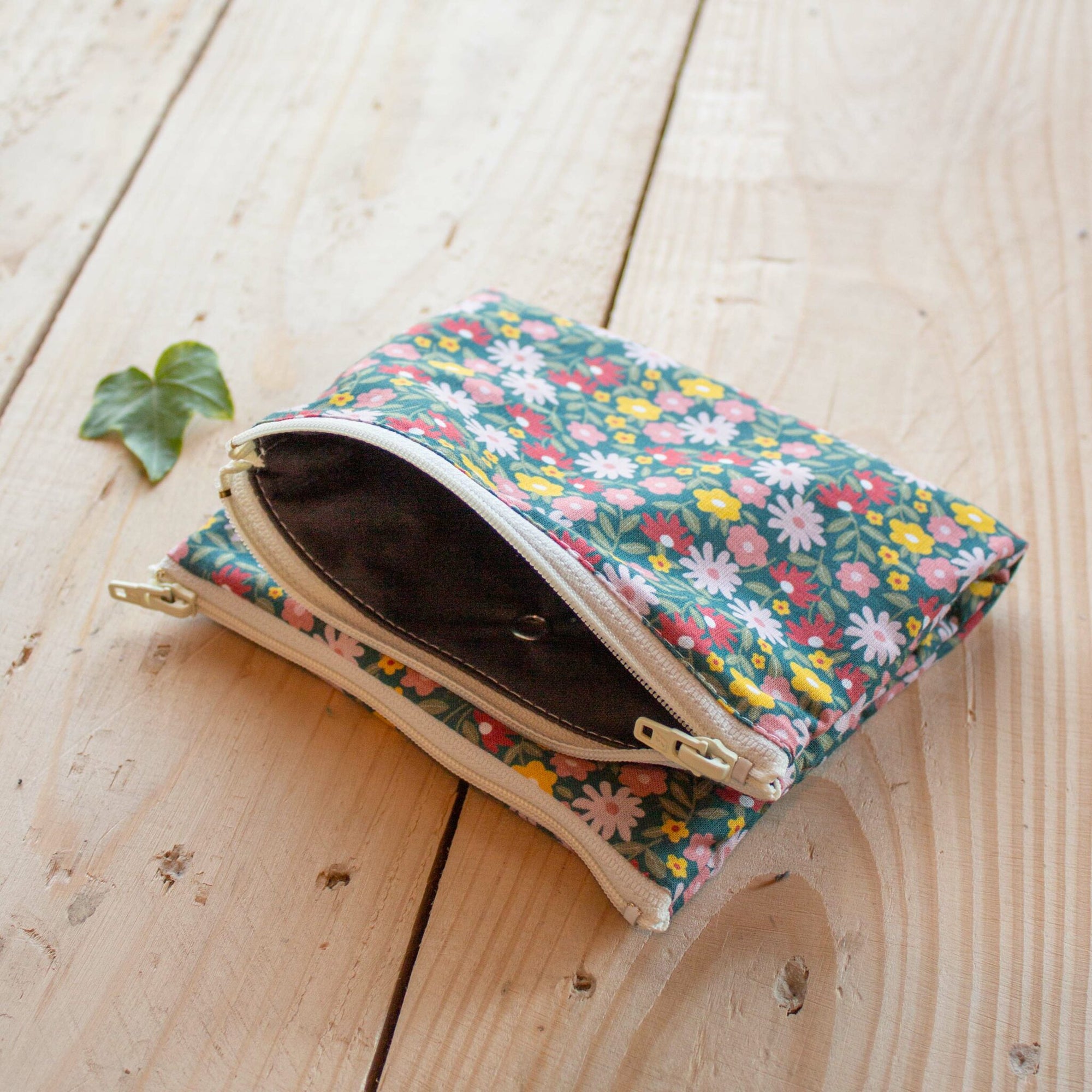 Pochette de transport pour protections hygiéniques