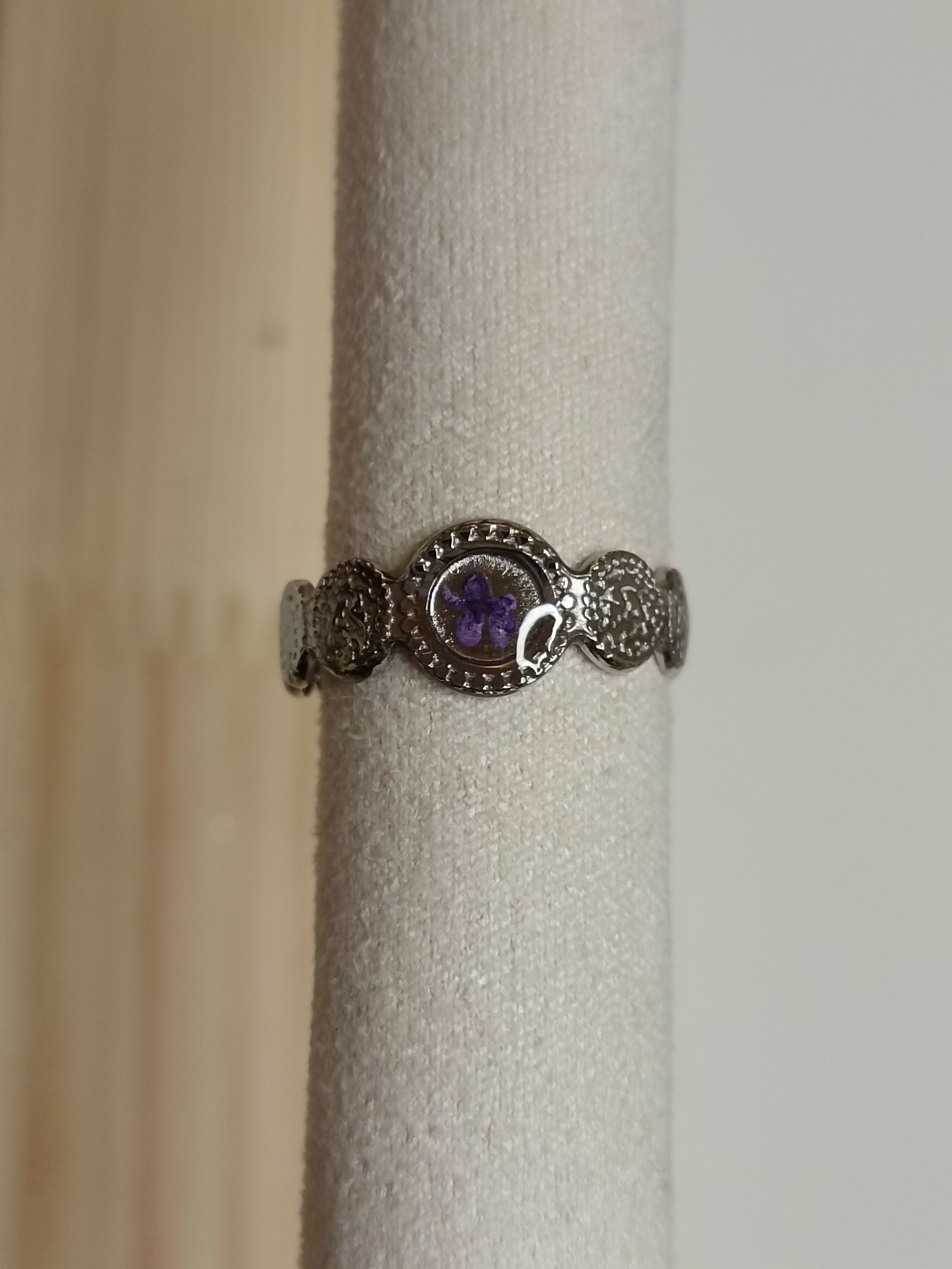 MEL/BT5 5mm Textured Ring