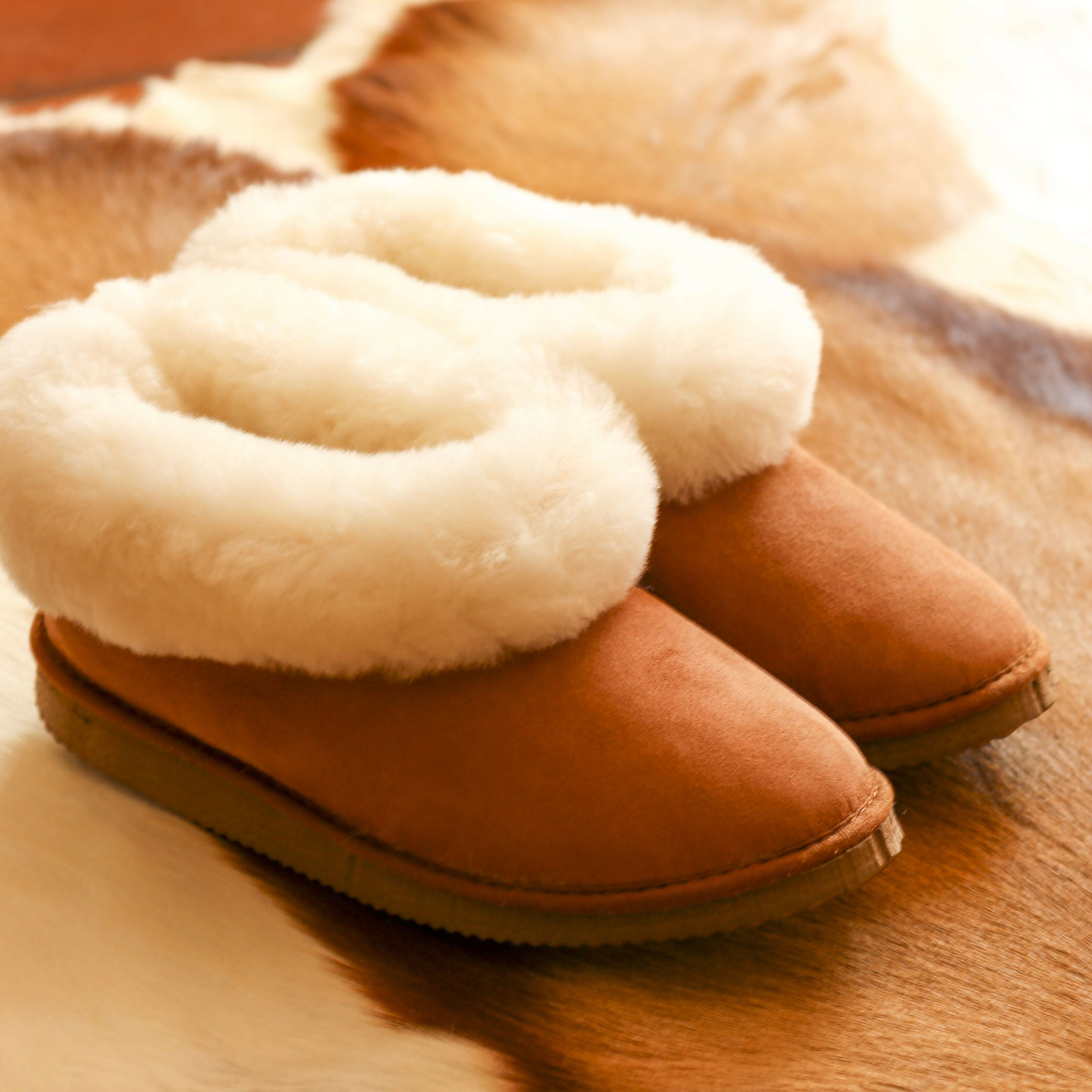 UNISEX SLIPPERS CAMEL