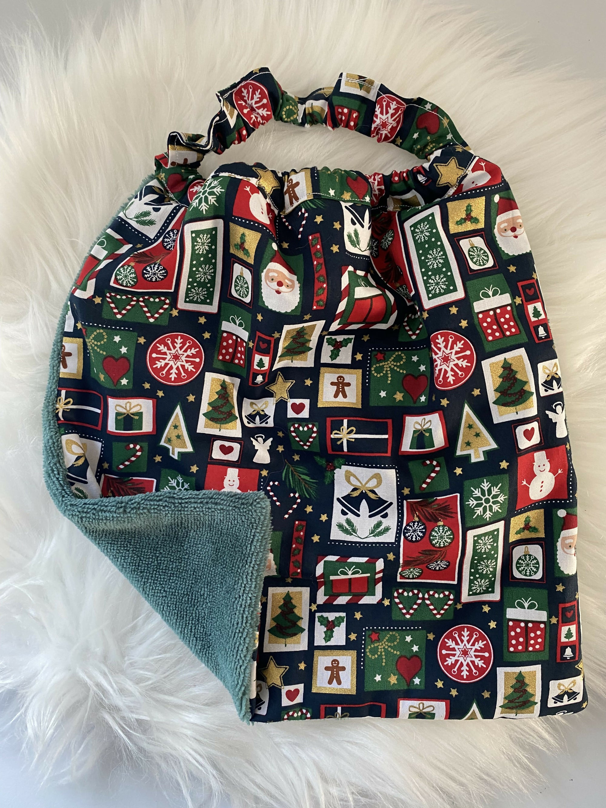 BAVOIR MATERNELLE NOEL BLEU1