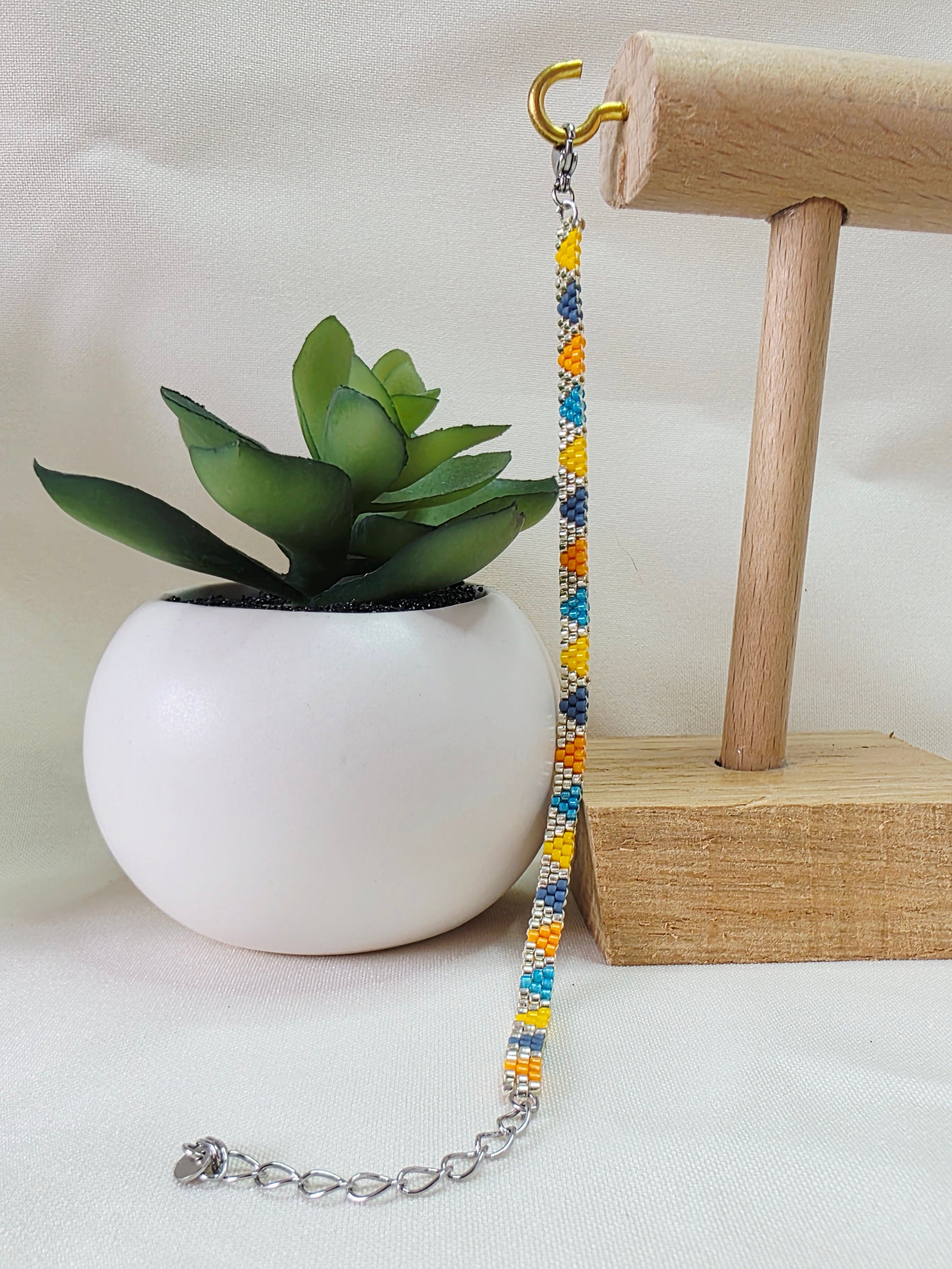 Bracelet Triangle Fin