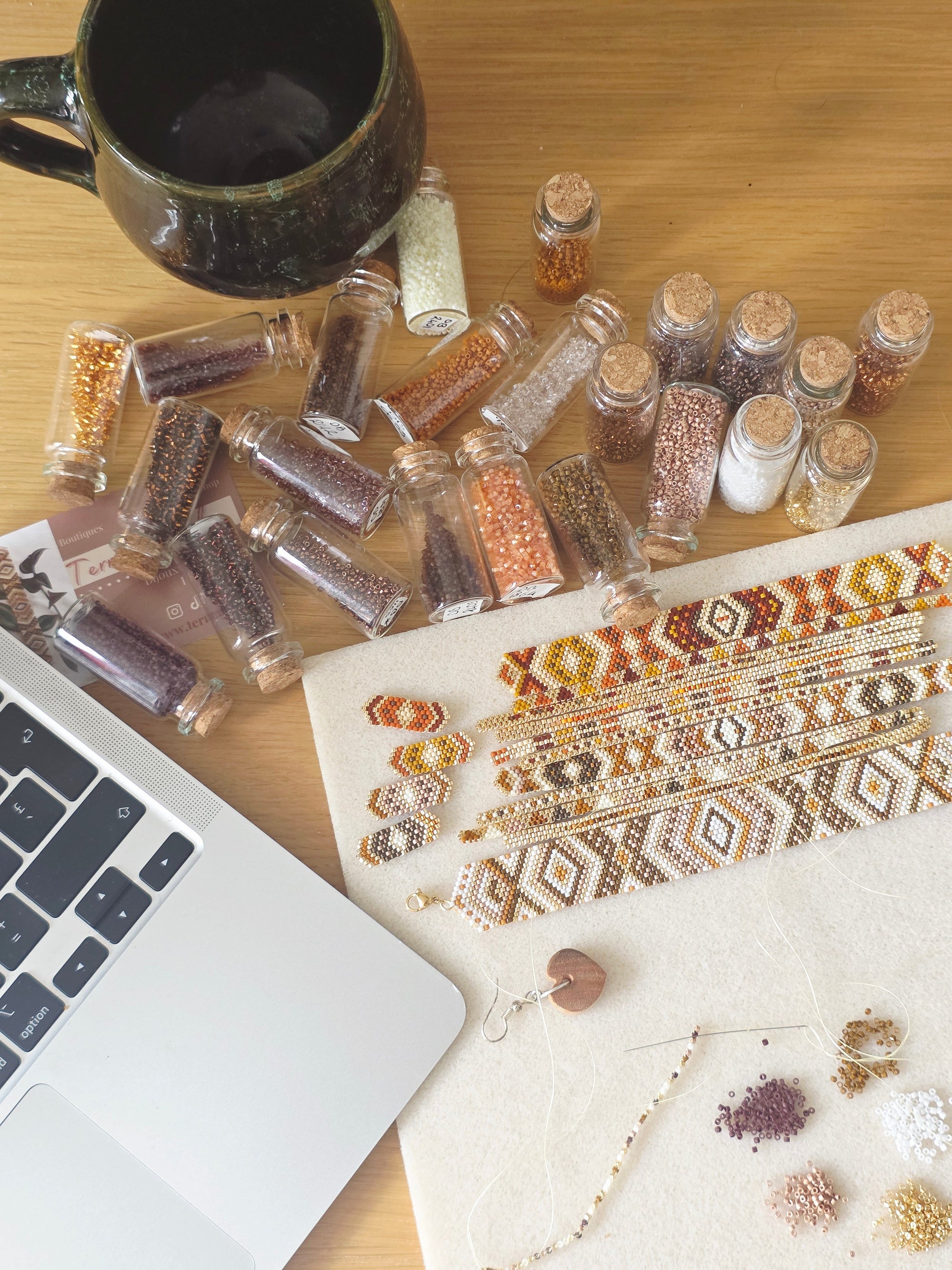 Eclats de Terre — les nuances du Marron