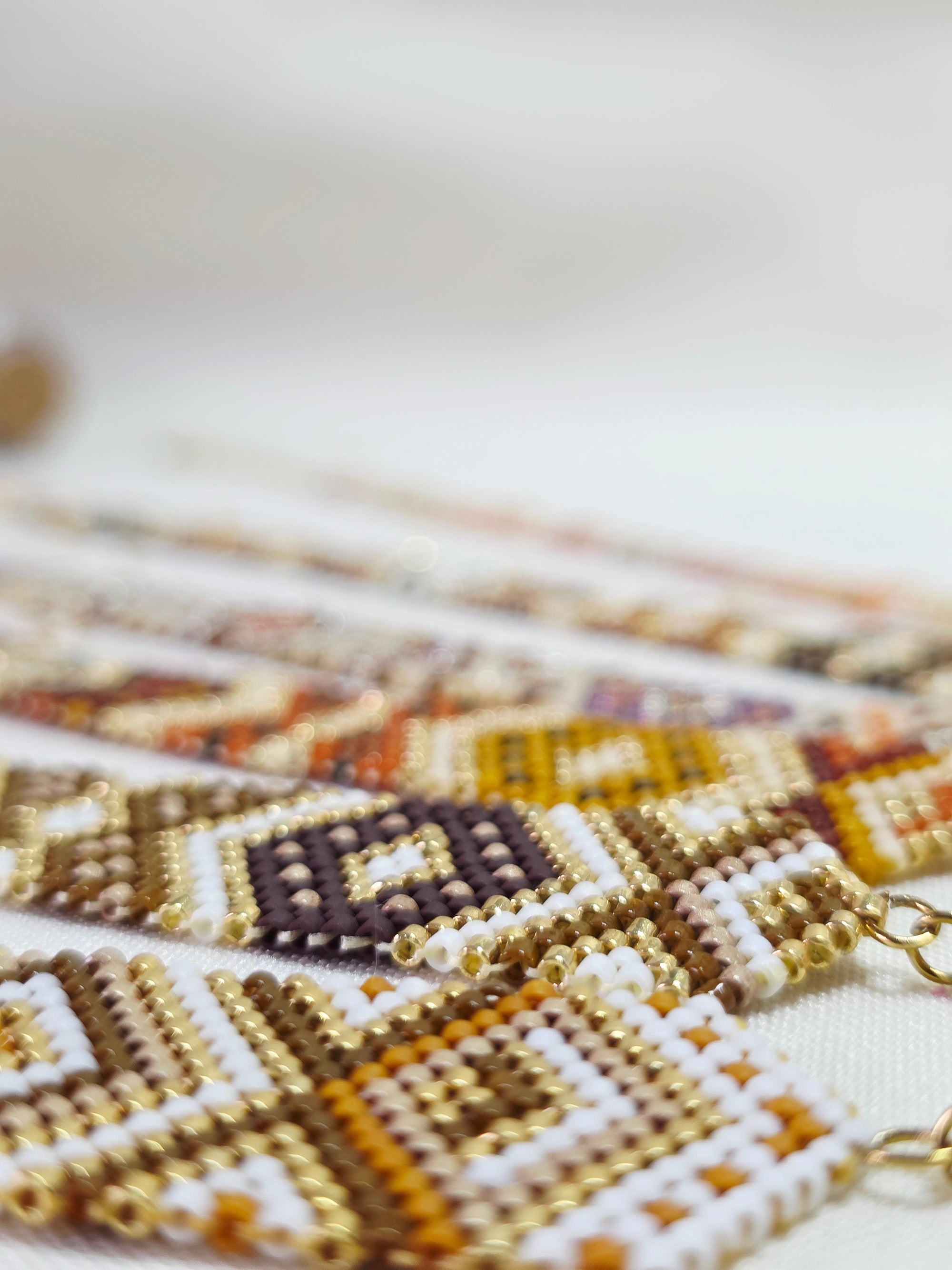 Eclats de Terre — les nuances du Marron