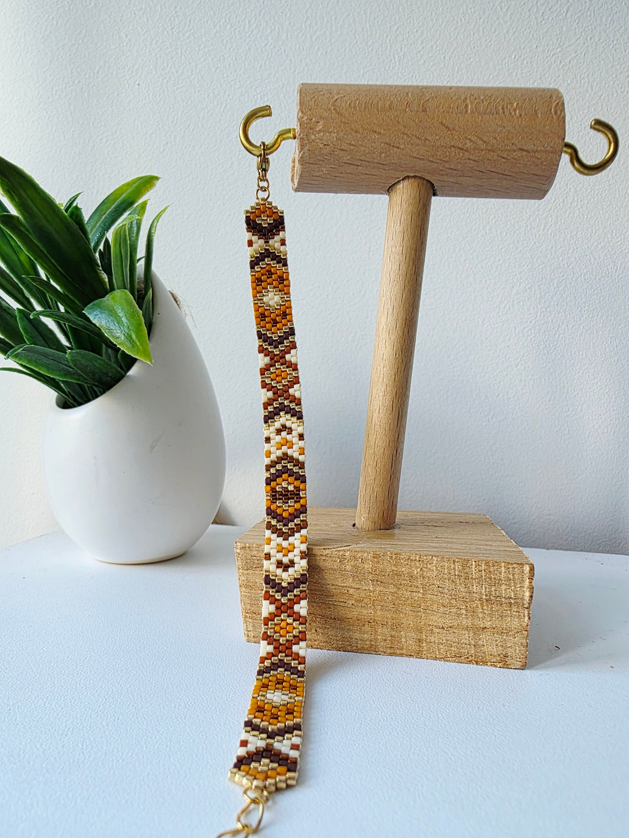 Eclats de Terre — les nuances du Marron