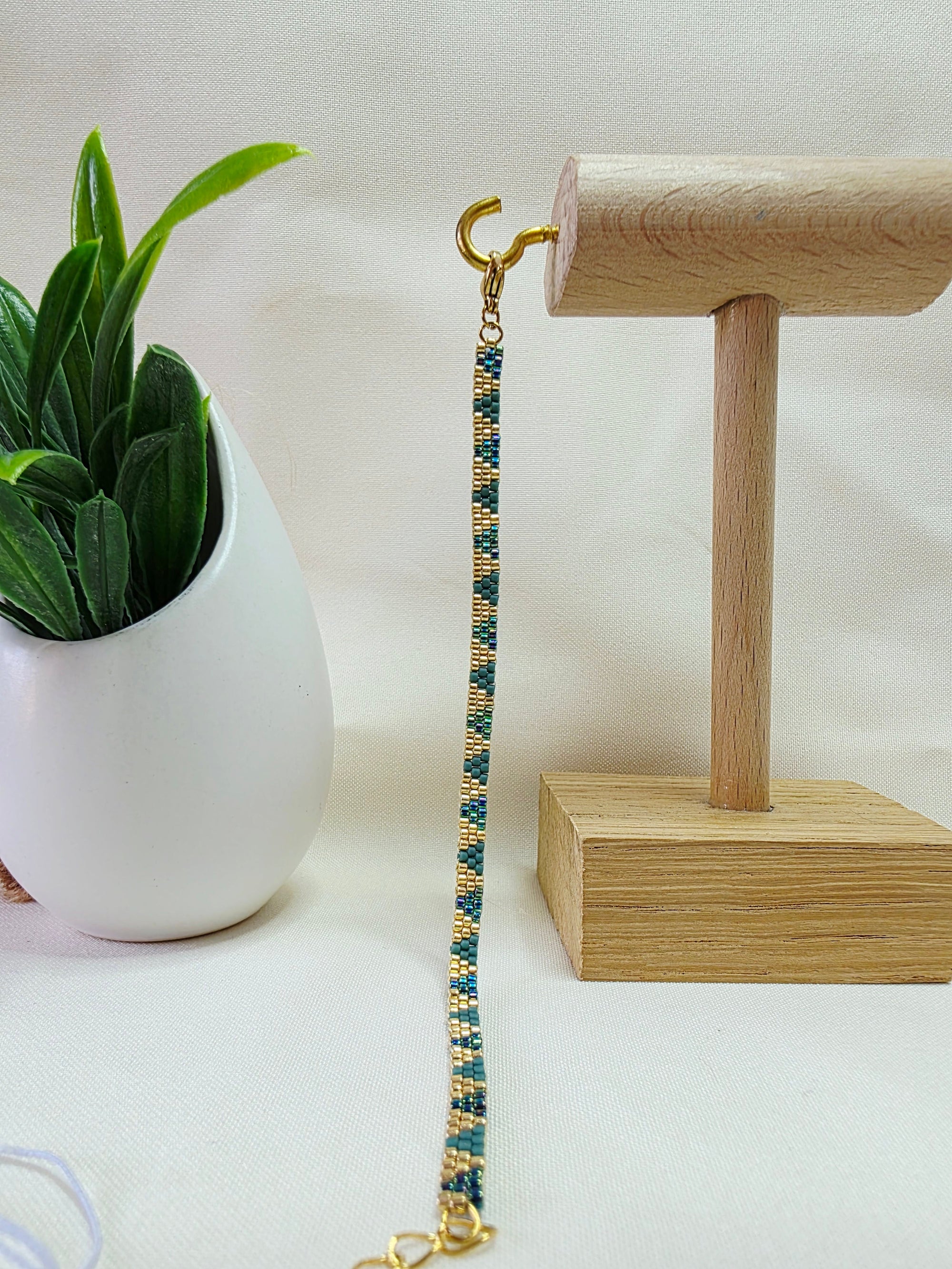 Bracelet Triangle Fin