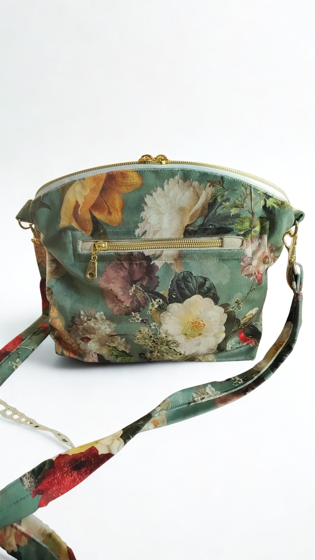 Sac à main en velours gris vert- Motif fleuri pour un look raffiné et romantique