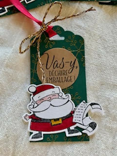 Etiquette cadeau Père Noël avec liste