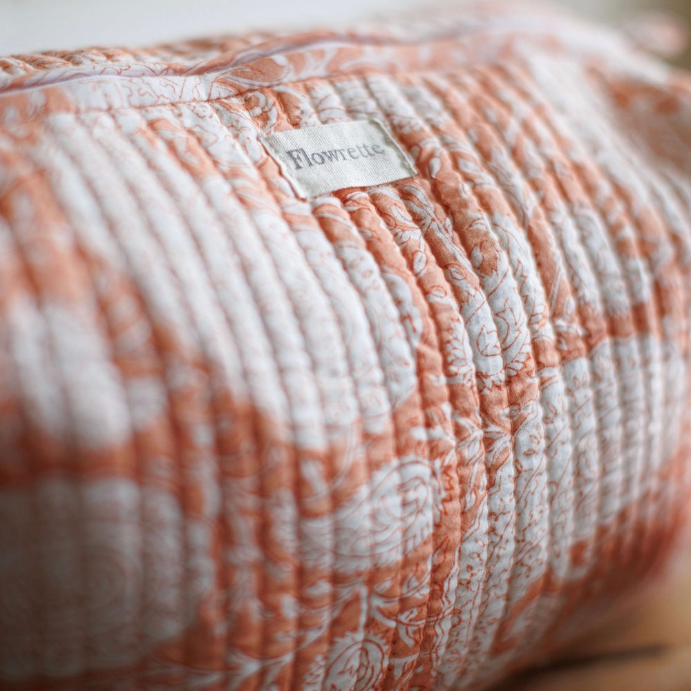 Pushkar wash bag