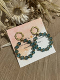 HAMMERED CIRCLE + GREEN GLASS BEADS