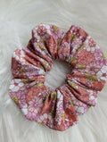 MULTIFLOWER SPRING SCRUNCHIE