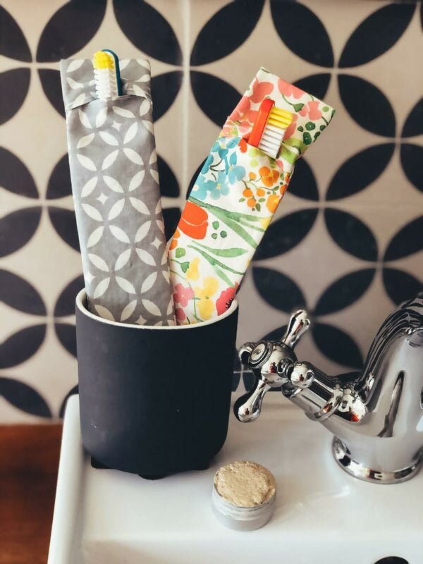 Etui à brosse à dents