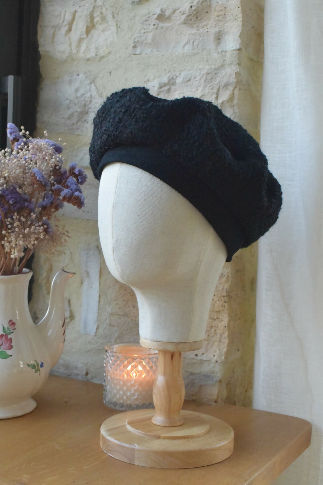 beret-laine-noir-bouclette-chic-ethique-artisanale-fait-main-tendance-upcycling-3