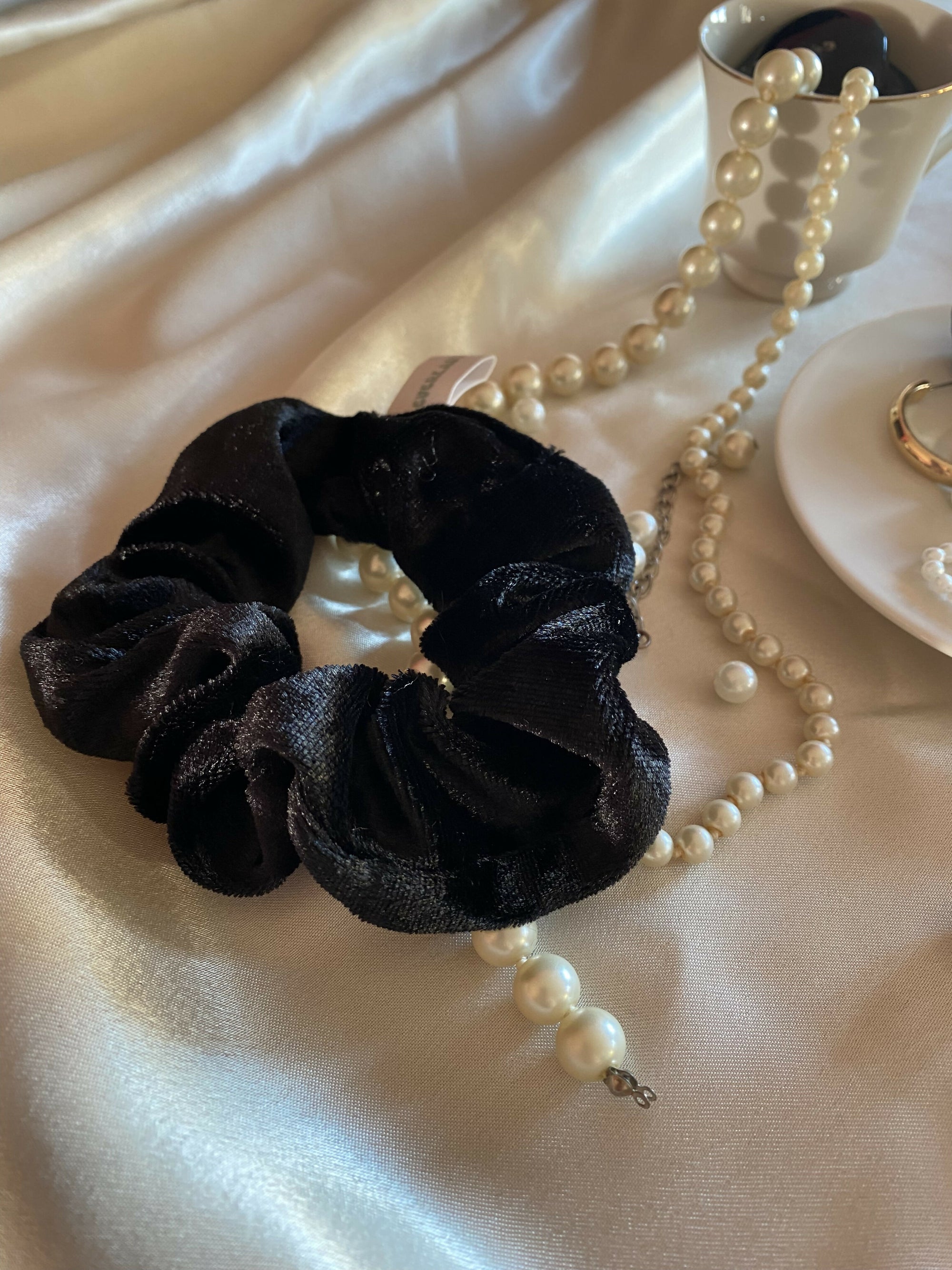 Petit-Jean chouchou upcyclé velours noir Everlasting Clothe 2