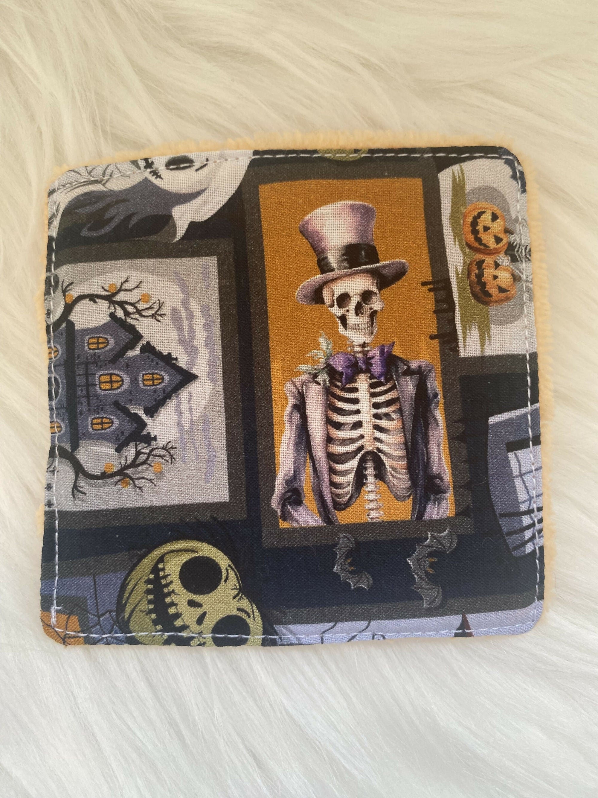 5 LINGETTES HALLOWEEN SQUELETTE