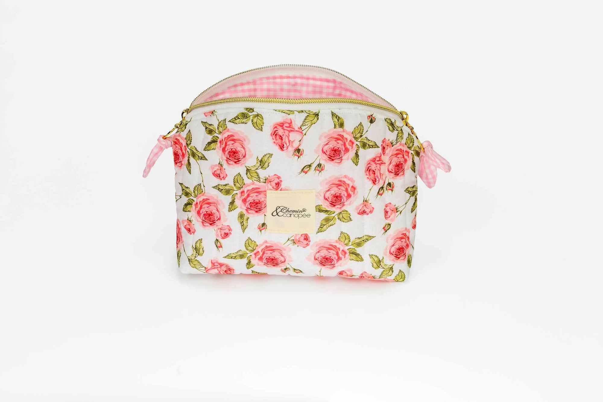 ParfumRoseTrousseCocoon_CheminCanopee_mai2025_BD_1
